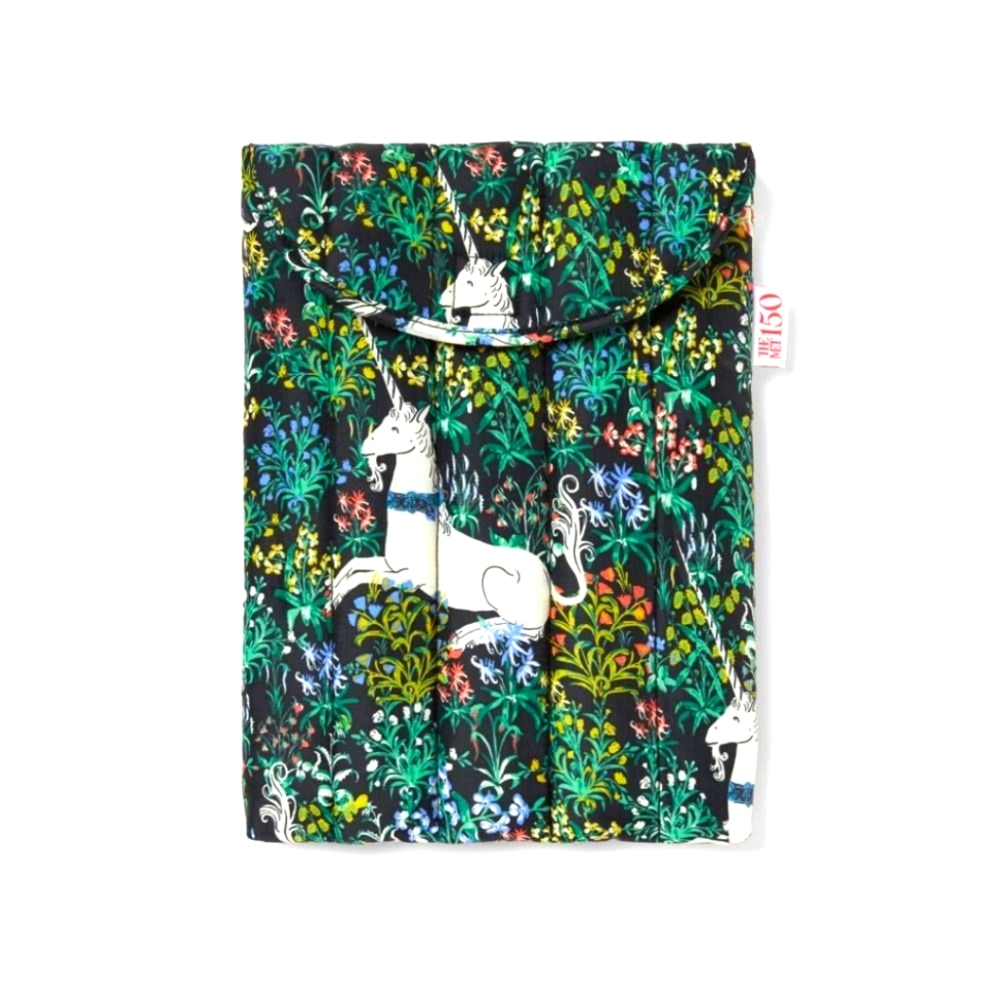 BAGGU x The Met Puffy Laptop Sleeve